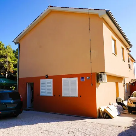New! Stosija, Apartmán